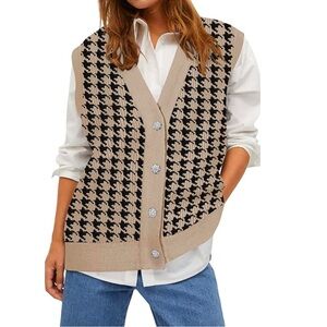 Oversized Houndstooth Sweater Vest